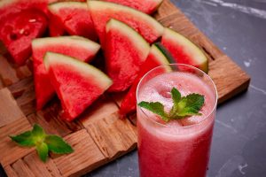 عصير البطيخ بالنعناع